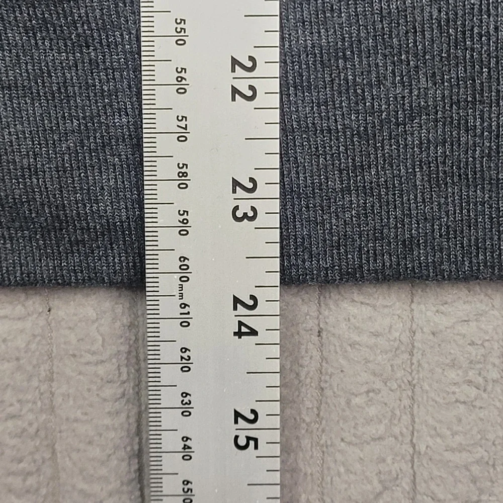 47 Brand Vanderbilt Commodores Mens Small Gray Colorblock‎ Crewneck Sweatshirt